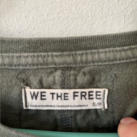 We The Free Oversized Green Distressed Long Sleeve Shirt - Picture 3 of 9